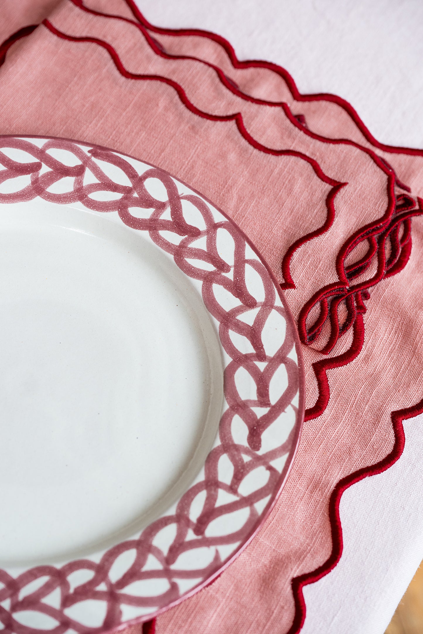Assiette rose GRANADA