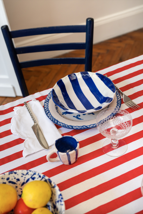 Assiette creuse RAYA bleu klein